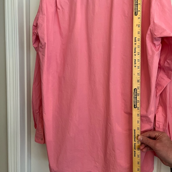Balenciago pink button down shirt, with logo on back. Size 40fr (8US). Cotton. - Picture 4 of 6